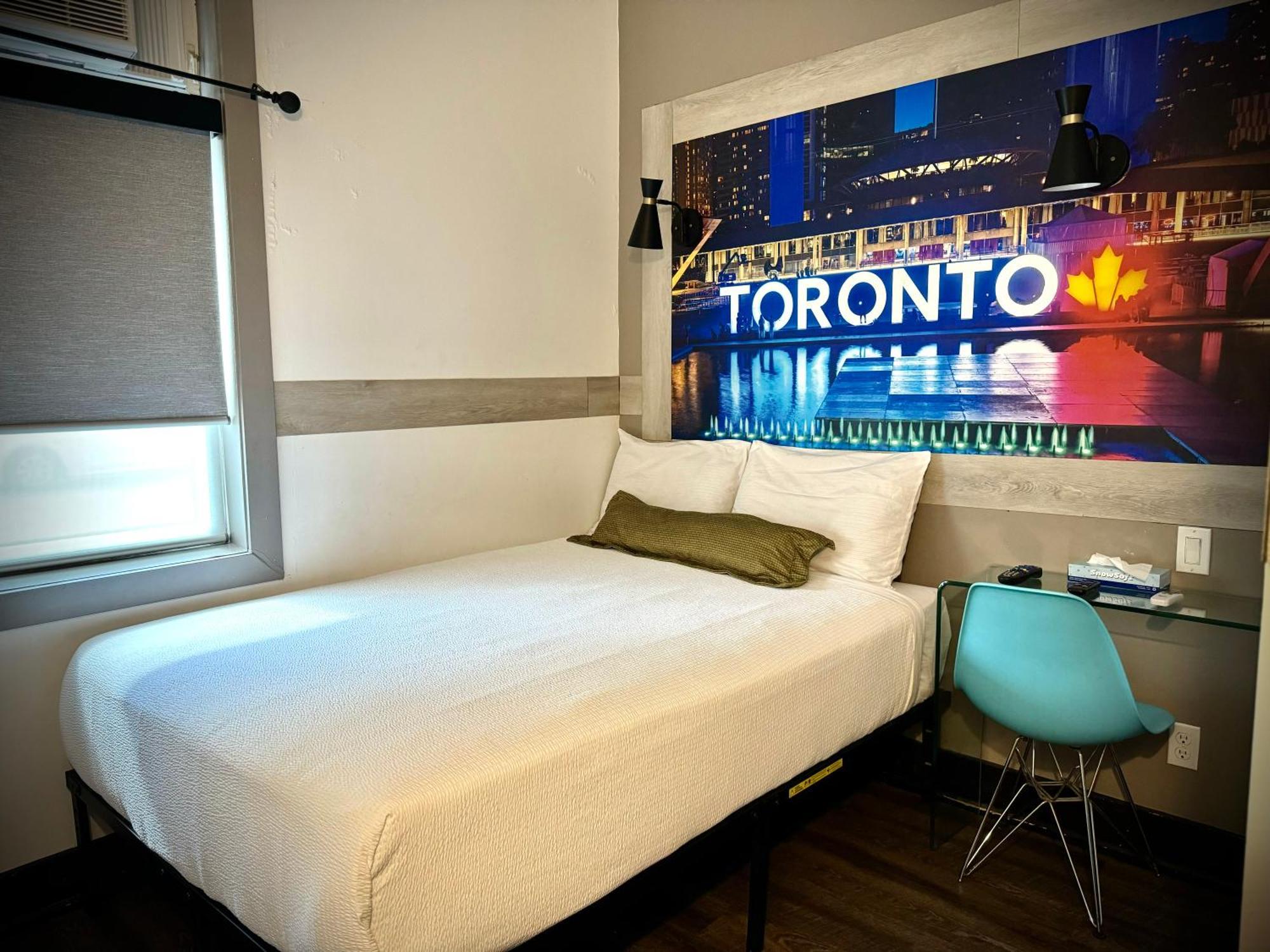 Royal Oak Inn Торонто Экстерьер фото