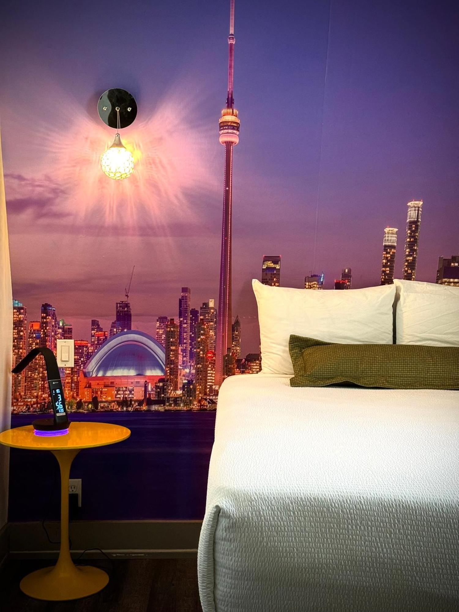 Royal Oak Inn Торонто Экстерьер фото