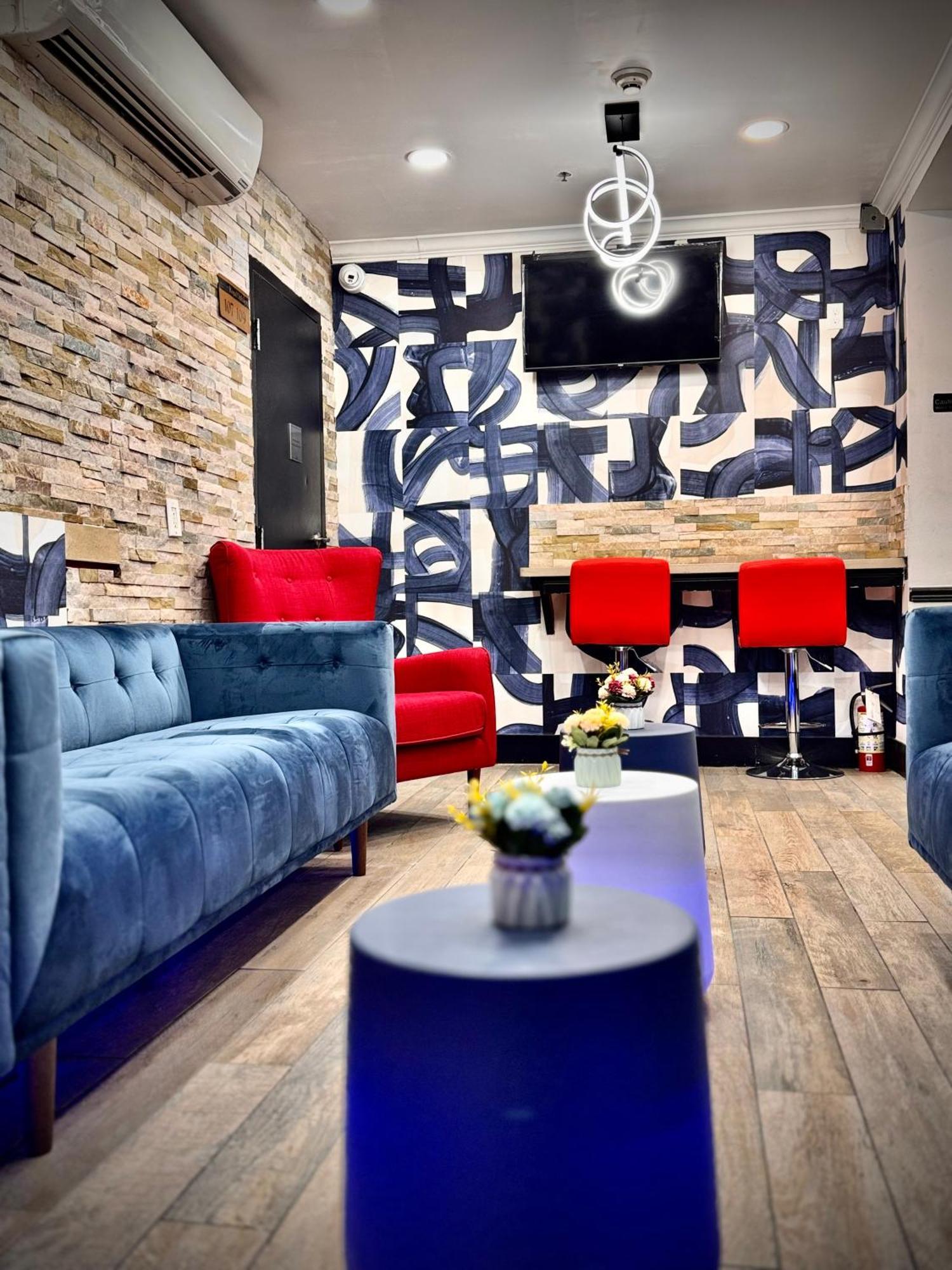 Royal Oak Inn Торонто Экстерьер фото